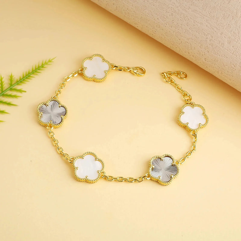 Classic simple fashion five-leaf flower pendant bracelet Natural stone clover pendant women's party daily wear jewelry